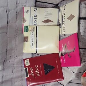 Vintage  Pantyhose nordstom hanes evan picone. Size c/ medium